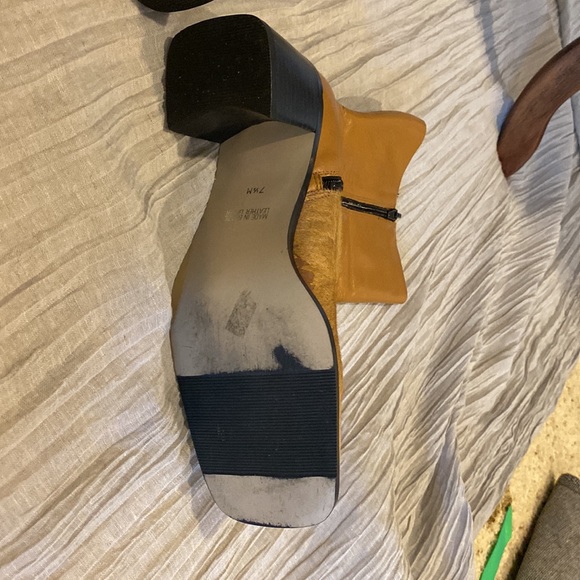 Gorgeous Tan Leather and cowhide ankle boots by Bruno Valenti, size 7.5 - Picture 5 of 11